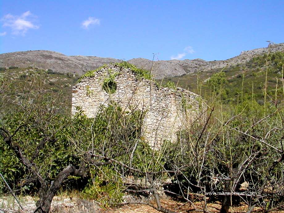 (Pla de Petracos)_Ermita del Pla de Petracos