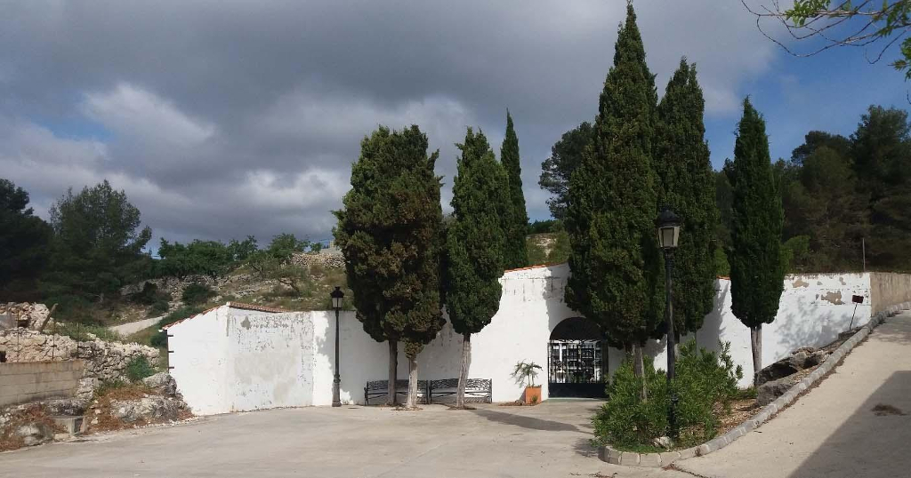 (Castell de Castells)_Cementerio Municipal