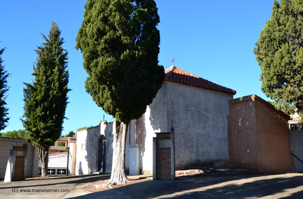(Balones)_Cementerio Parroquial